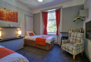 11 Woodlands twin bedroom